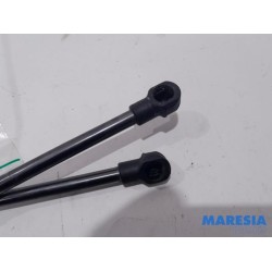 Renault - Trafic - Set of bonnet gas struts