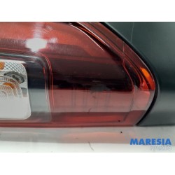 Renault - Trafic - Feu arrière gauche