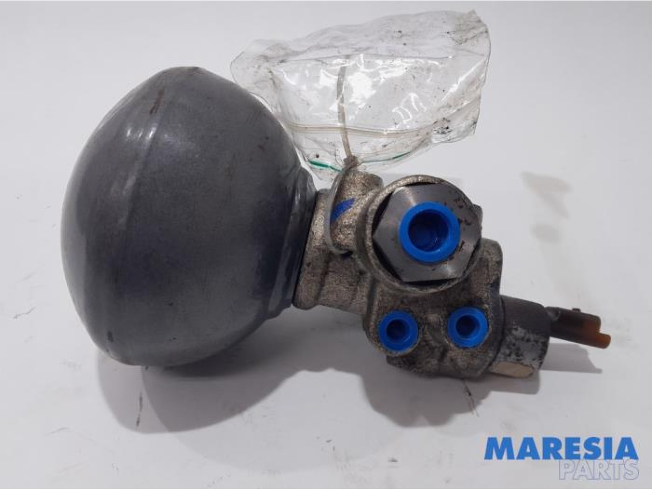 Citroen - C5 - Régulateur haute pression (suspension)