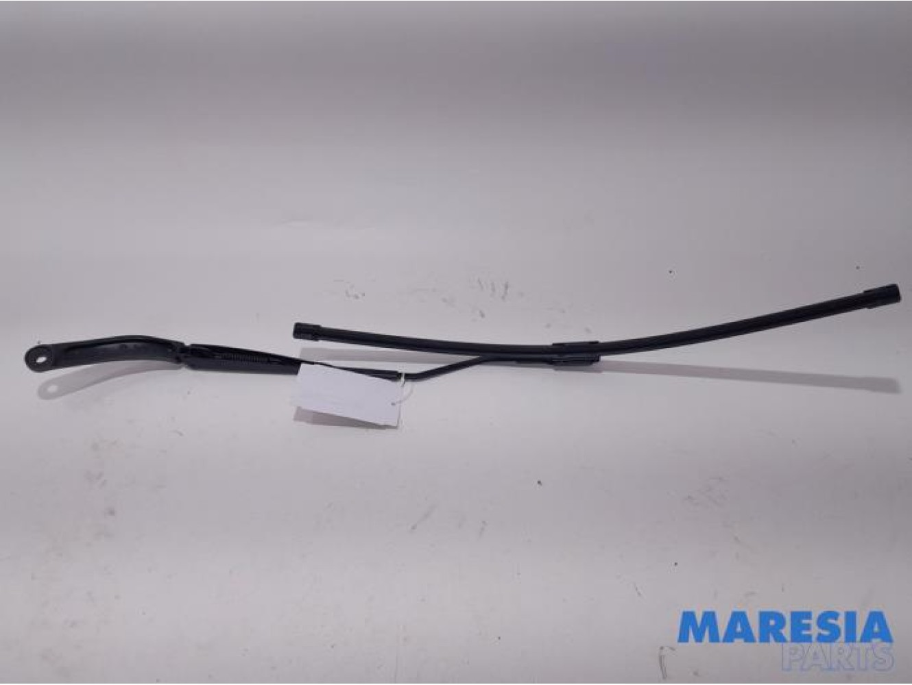 Renault - Captur - Front wiper arm