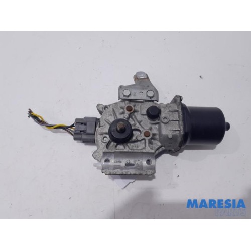 Renault - Captur - Front wiper motor