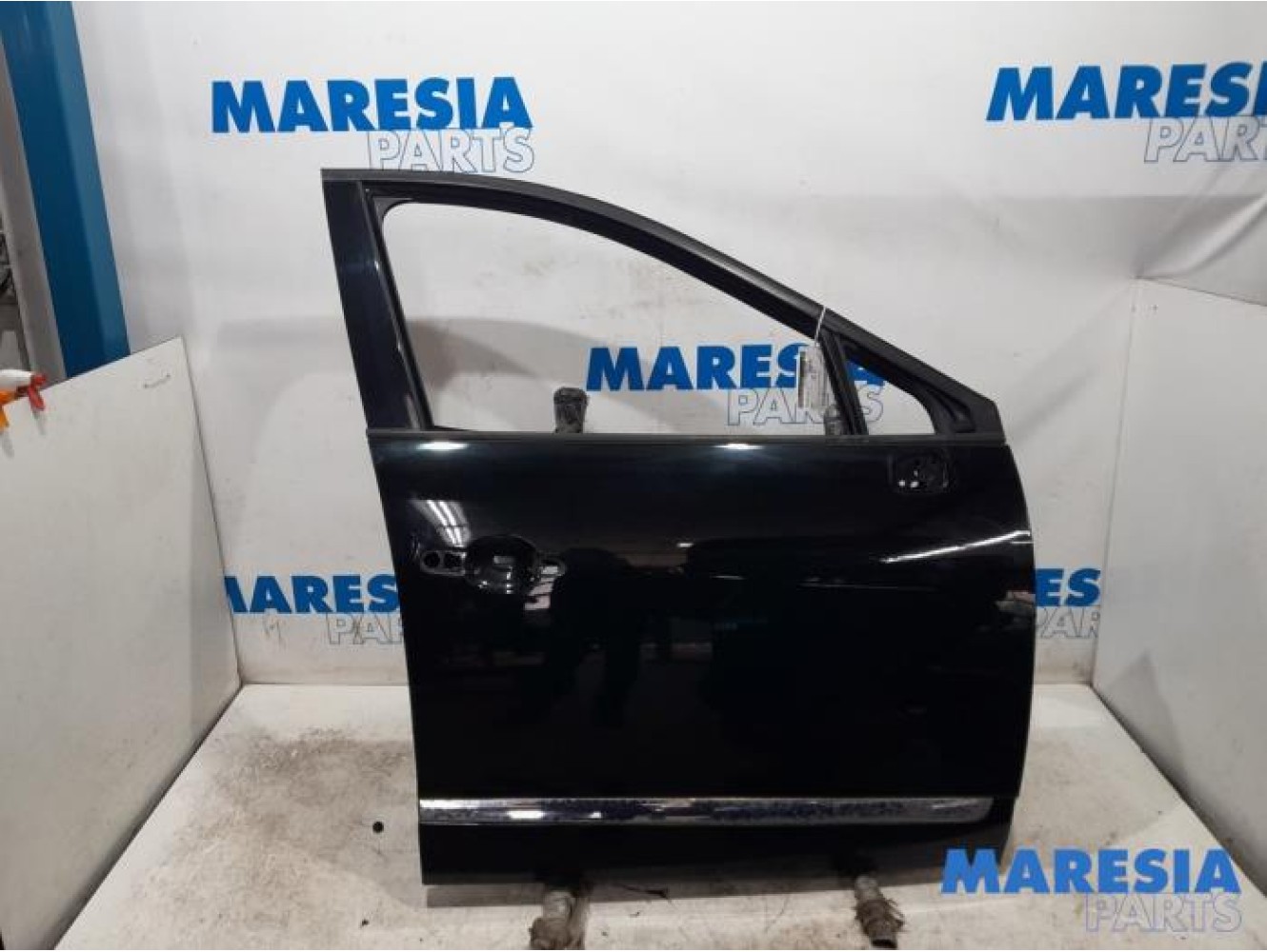 Renault - Scenic - Tür 4-türig rechts vorne