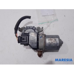 Fiat - Panda - Front wiper motor