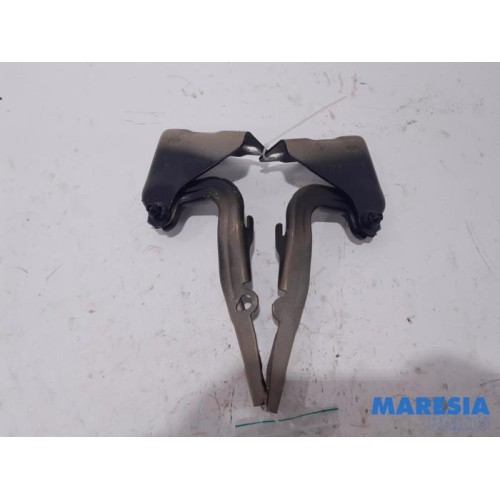 Fiat - Panda - Bonnet Hinge