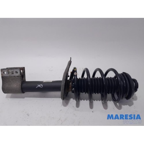 Peugeot - 3008 - Front shock absorber rod, right