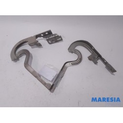 Peugeot - 3008 - Bonnet Hinge