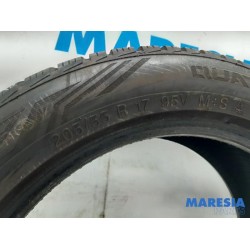 Renault - Scenic - Tyre