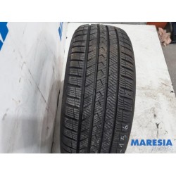 Renault - Scenic - Tyre
