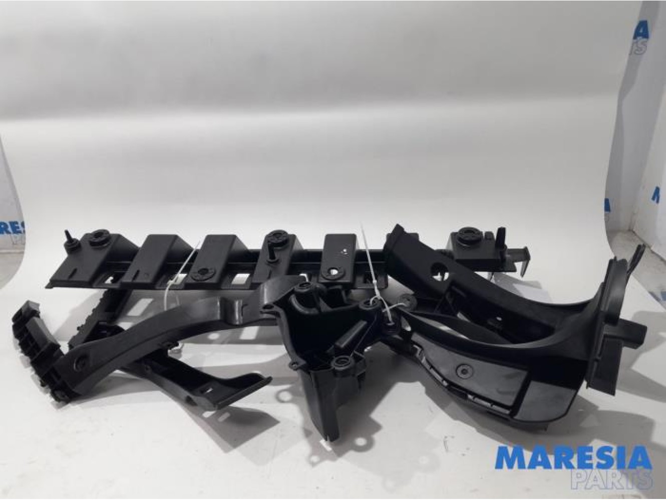 Peugeot - 3008 - Rear bumper frame