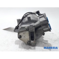 Renault - Clio - Air conditioning pump