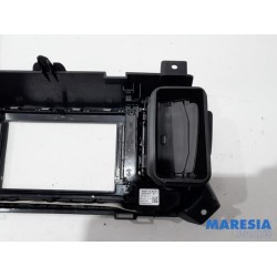 Peugeot - Expert - Multi-media control unit