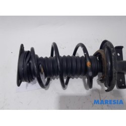 Renault - Clio - Front shock absorber rod, right