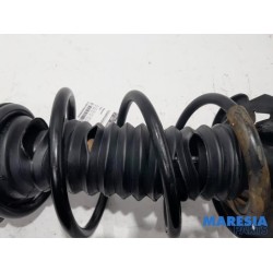 Renault - Clio - Front shock absorber rod, right