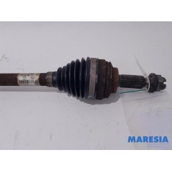 Renault - Clio - Front drive shaft, right