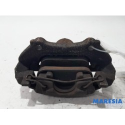 Renault - Clio - Front brake calliper, left