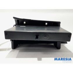 Peugeot - Expert - Glovebox