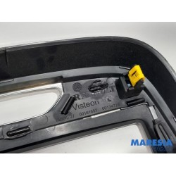Renault - Captur - Cadre radio