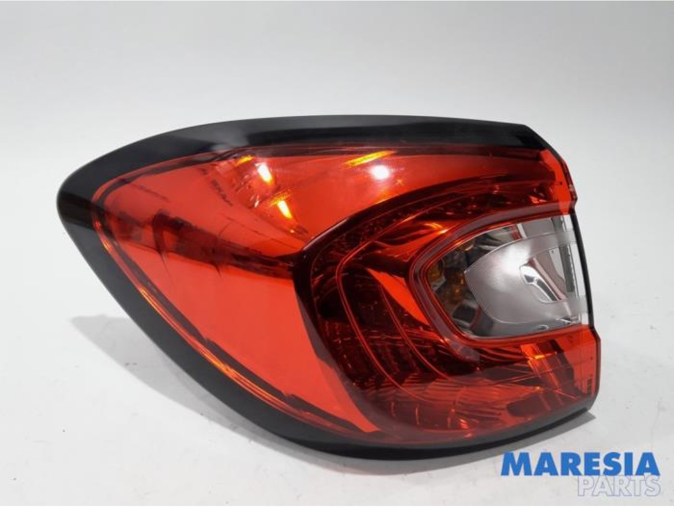 Renault - Captur - Achterlicht links