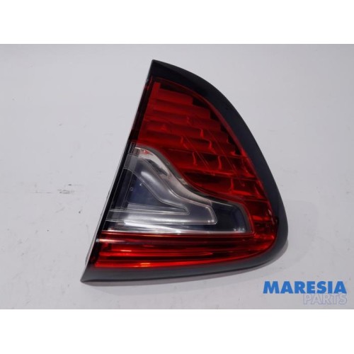 Renault - Captur - Taillight, right