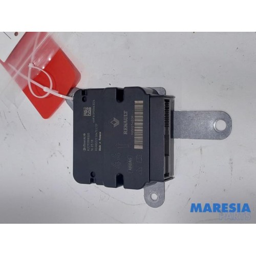 Renault - Captur - Airbag Module