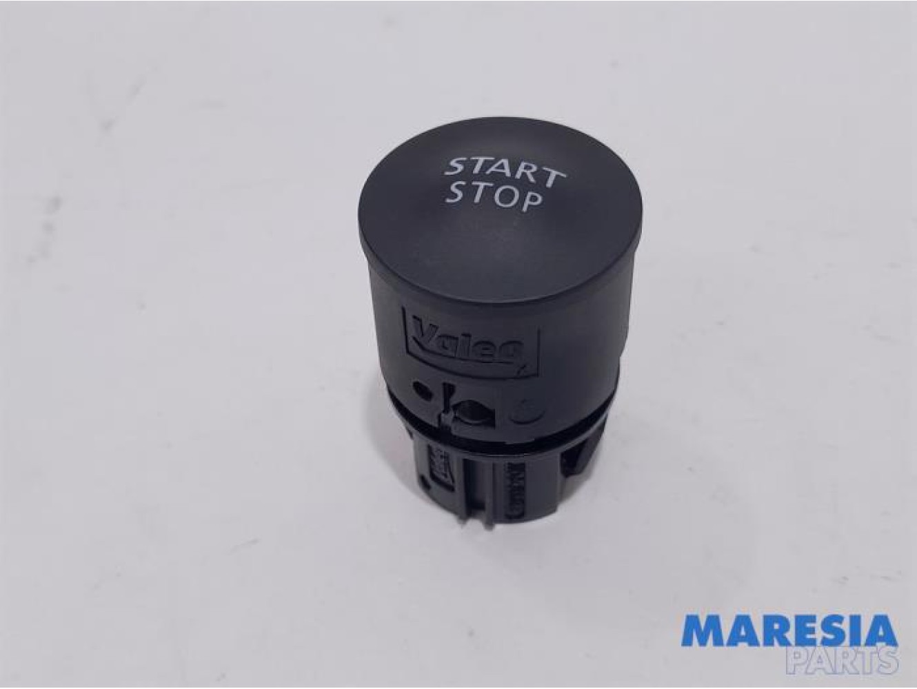 Renault - Captur - Start/stop switch
