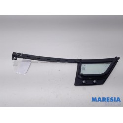 Renault - Captur - Quarter light, front left
