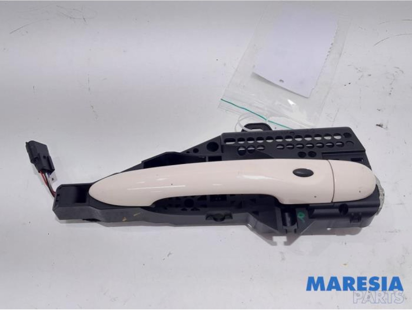Renault - Captur - Front door handle 4-door, right