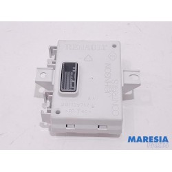Renault - Captur - Navigatie Module