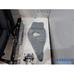 Renault - Scenic - Rear bench seat