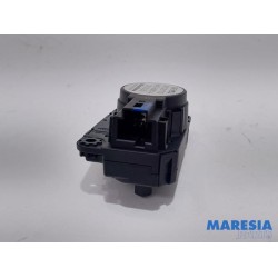 Renault - Captur - Heater valve motor