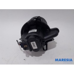 Renault - Captur - Heating and ventilation fan motor
