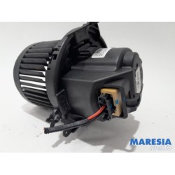 Renault - Captur - Heating and ventilation fan motor