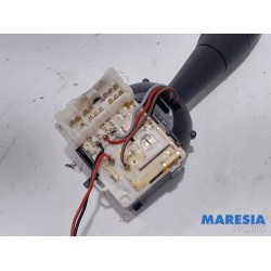 Renault - Captur - Light switch
