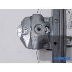 Renault - Captur - Rear door window mechanism 4-door, right