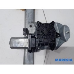Renault - Captur - Rear door window mechanism 4-door, right