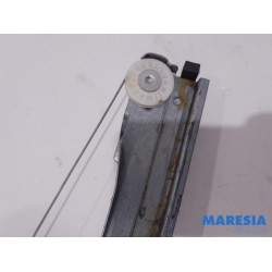 Renault - Captur - Rear door window mechanism 4-door, left