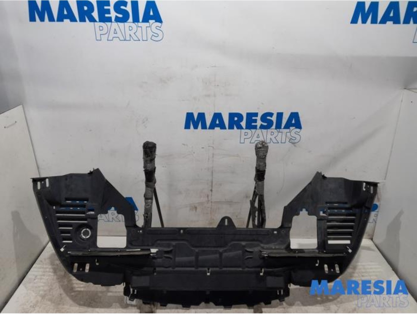 Citroen - C5 - Bumper bottom