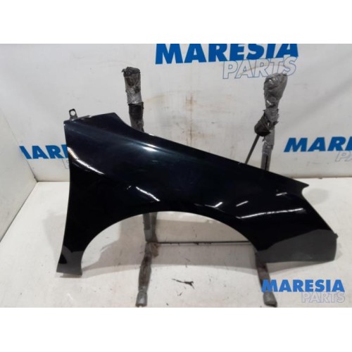 Citroen - C5 - Front wing, right