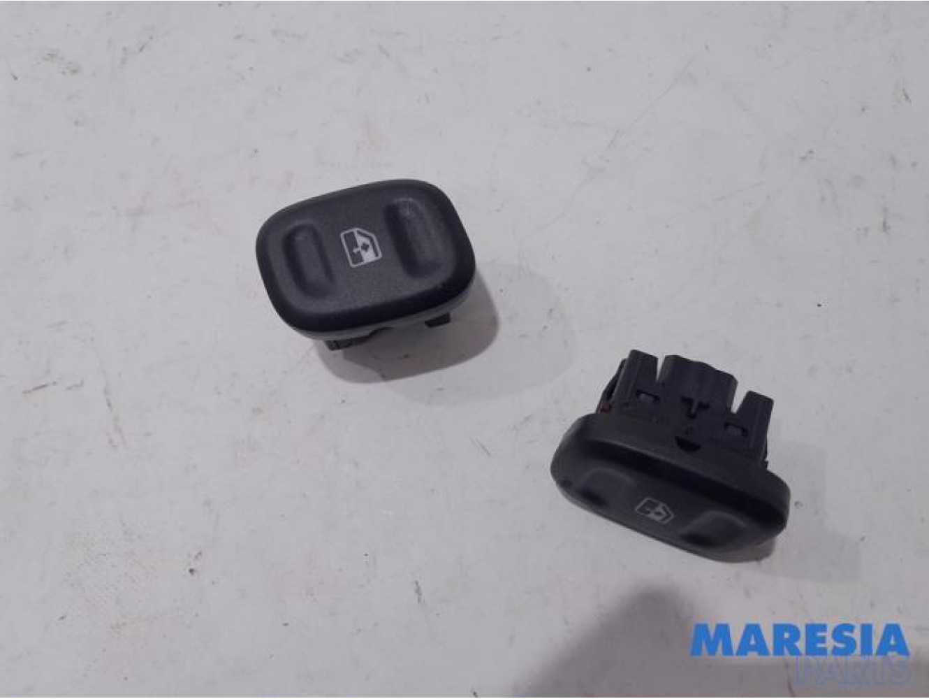 Fiat - Panda - Electric window switch