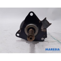 Citroen - DS3 - Camshaft adjuster