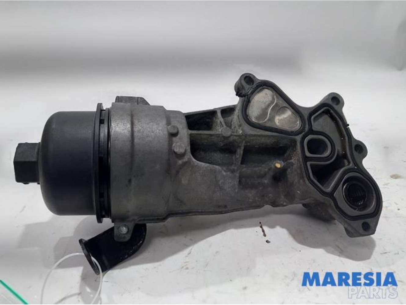 Citroen - DS3 - Oil filter holder