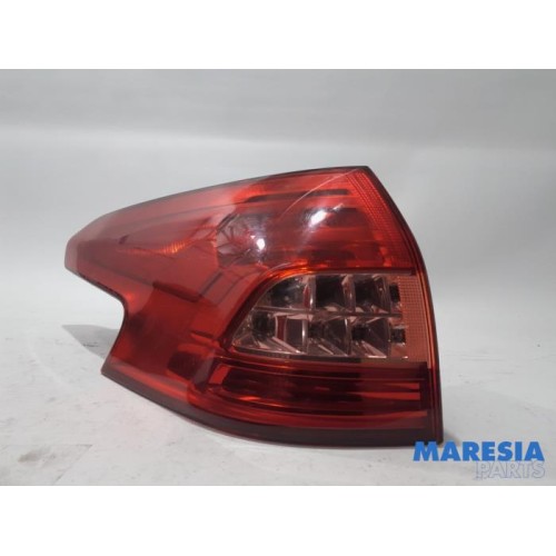 Citroen - C5 - Taillight, left