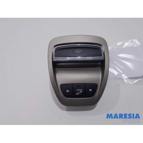 Citroen - C5 - Handbremse Schalter
