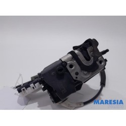 Citroen - C5 - Rear door mechanism 4-door, right