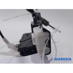 Citroen - C5 - Front door lock mechanism 4-door, right