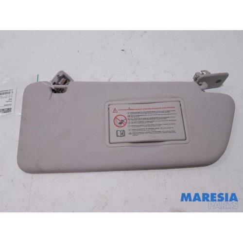 Peugeot - 3008 - Sun visor
