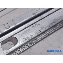 Peugeot - 3008 - Fenstermechanik 4-türig rechts hinten