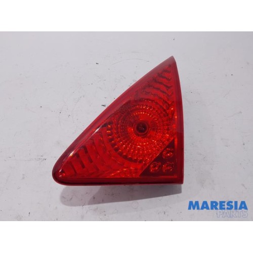 Peugeot - 3008 - Taillight, right