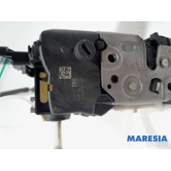 Peugeot - 3008 - Front door lock mechanism 4-door, right