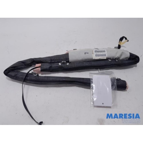 Peugeot - 3008 - Roof curtain airbag
